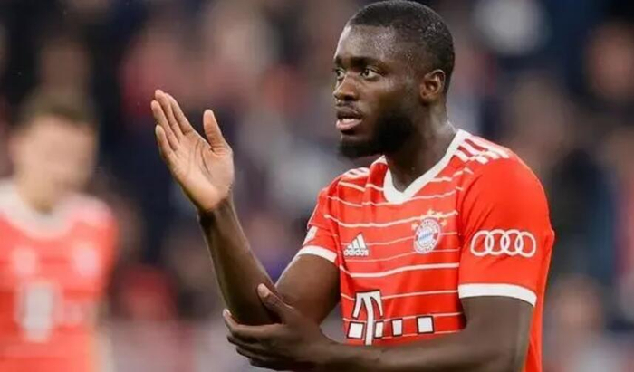 3名中卫估值高达6000万，巴塞罗那西甲转会暑窗要不要抢乌帕梅卡诺？