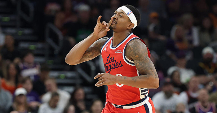 比尔回凤凰城首秀14投2中，太阳115-102击退快船，NBA又见戏精式归来？