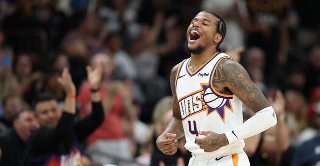 太阳115-102击败快船队，杰伦-格林首秀29分，NBA首战就炸场