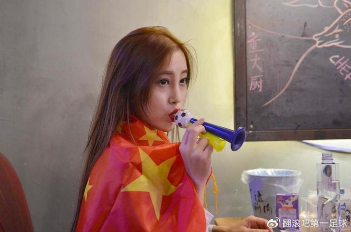 2007亚洲杯2比0换人梦魇：国足上限被掐死，英超球迷都笑了