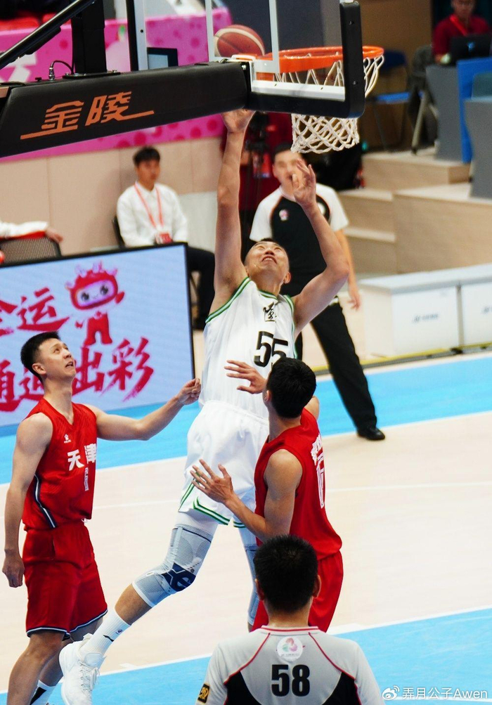 全运会91-59！韩德君11分钟狂轰21分，时德帅18分钟瘫痪，CBA内线活人来了？