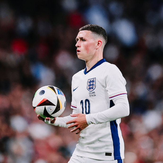 3人被召回英格兰国家队：福登+斯通斯+尼科，英超还能靠他们翻盘?