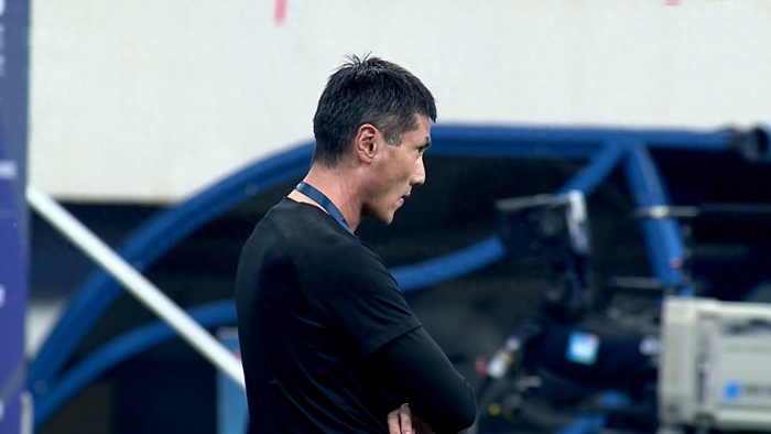 中超末轮人走茶凉，邵佳一上位：365天能把国足从泥潭拉出来？