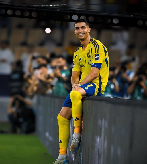 5座荣耀差一枚世界杯？克里斯蒂亚诺·罗纳尔多说西甲比沙超还好进球，英超也听着尴尬