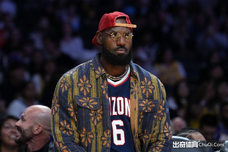 皮尔斯劝交易詹姆斯：1句狠话，NBA湖人要不要醒醒