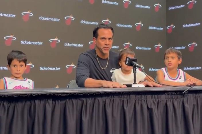 11月6日家中大火烧毁房屋，斯波尔斯特拉能在NBA压力下撑起热火队吗？