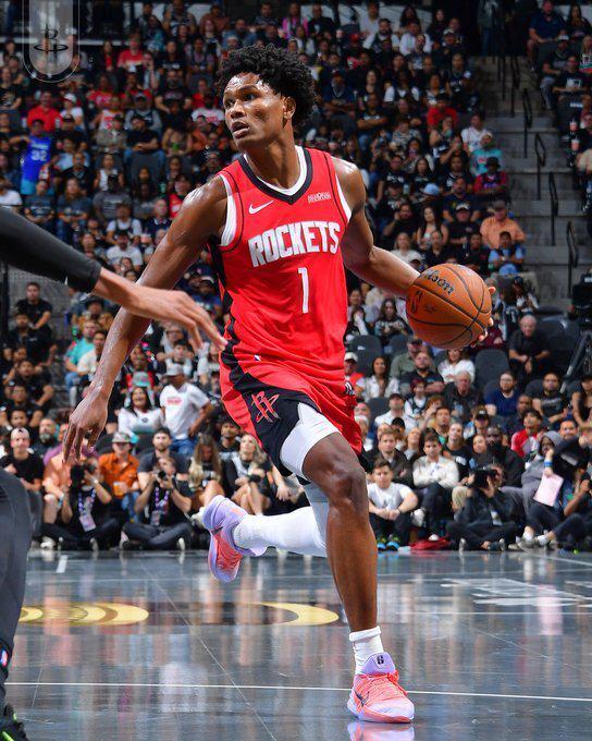 121-110！马刺队终结火箭5连胜，NBA赛场文班到底醒没醒？