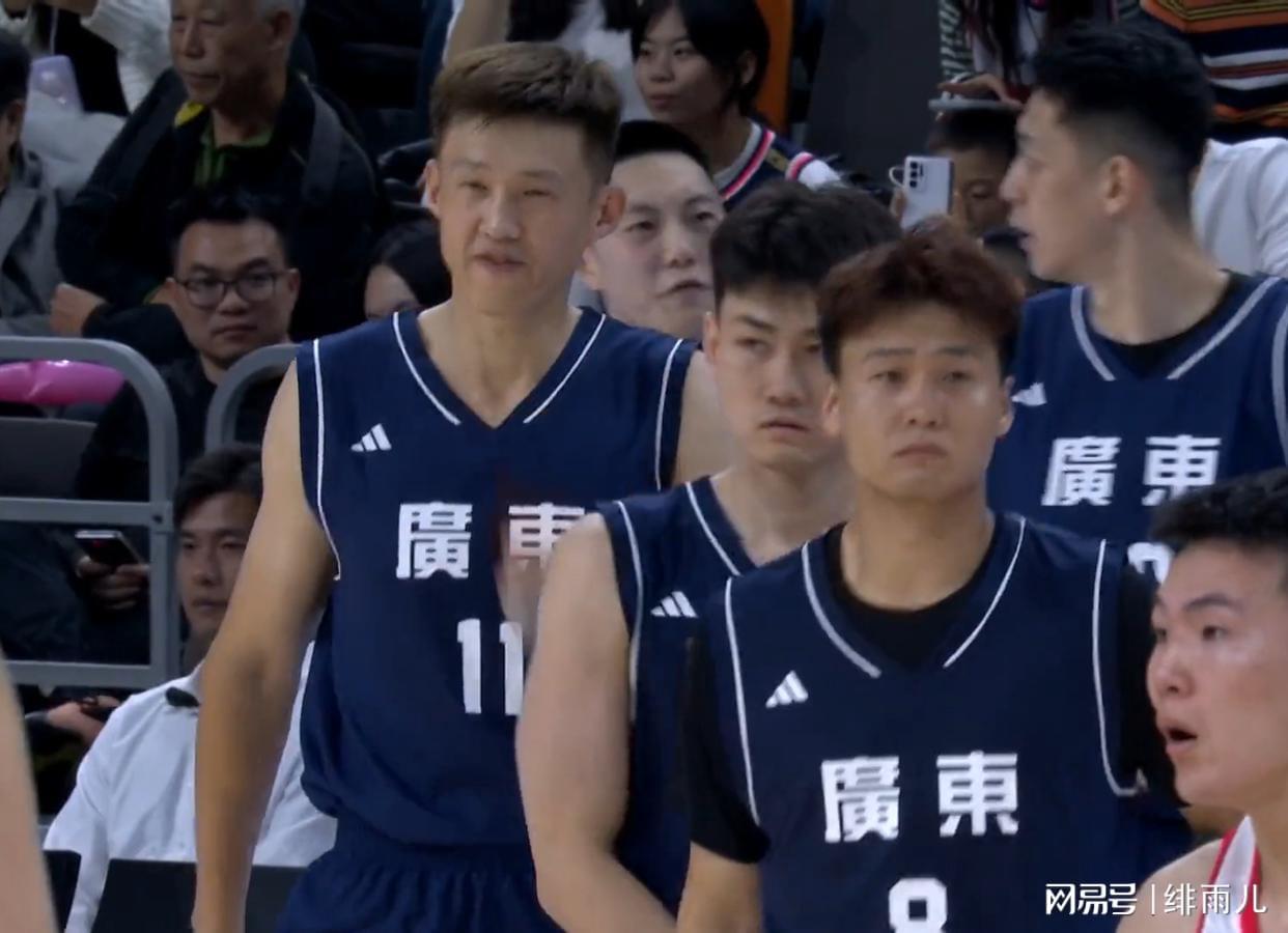 四川82-63全胜锁头名，CBA赛制把杜锋的广东队逼成了被动挨打？