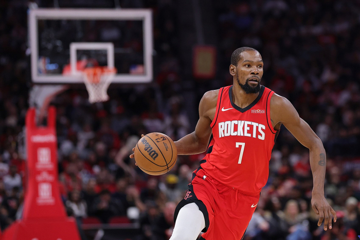 五连胜被终结：火箭110-121输给马刺，凯文·杜兰特8次失误，NBA漏洞曝光