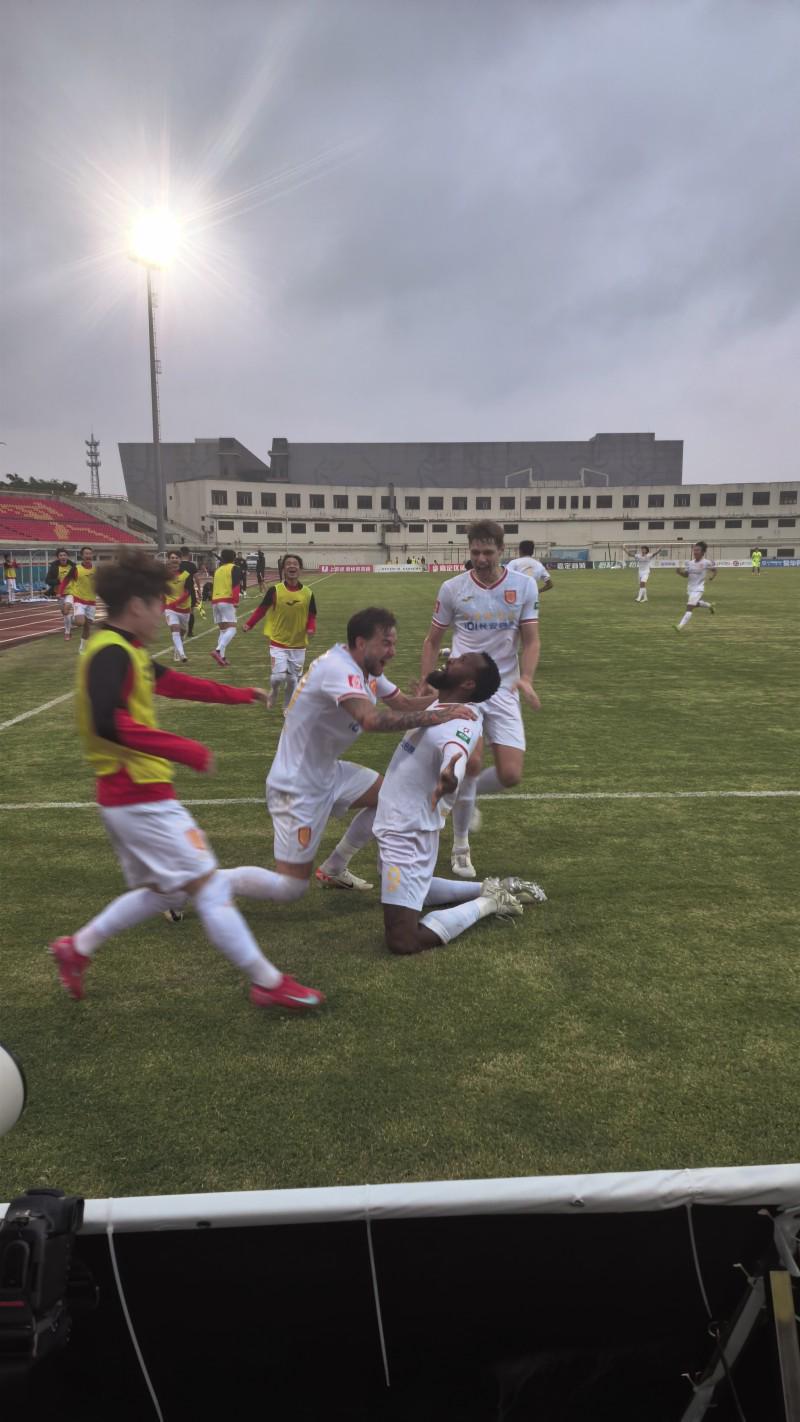 重庆铜梁龙2-0击败嘉定汇龙，1265天后强势回归中超联赛—谁还能说是侥幸？