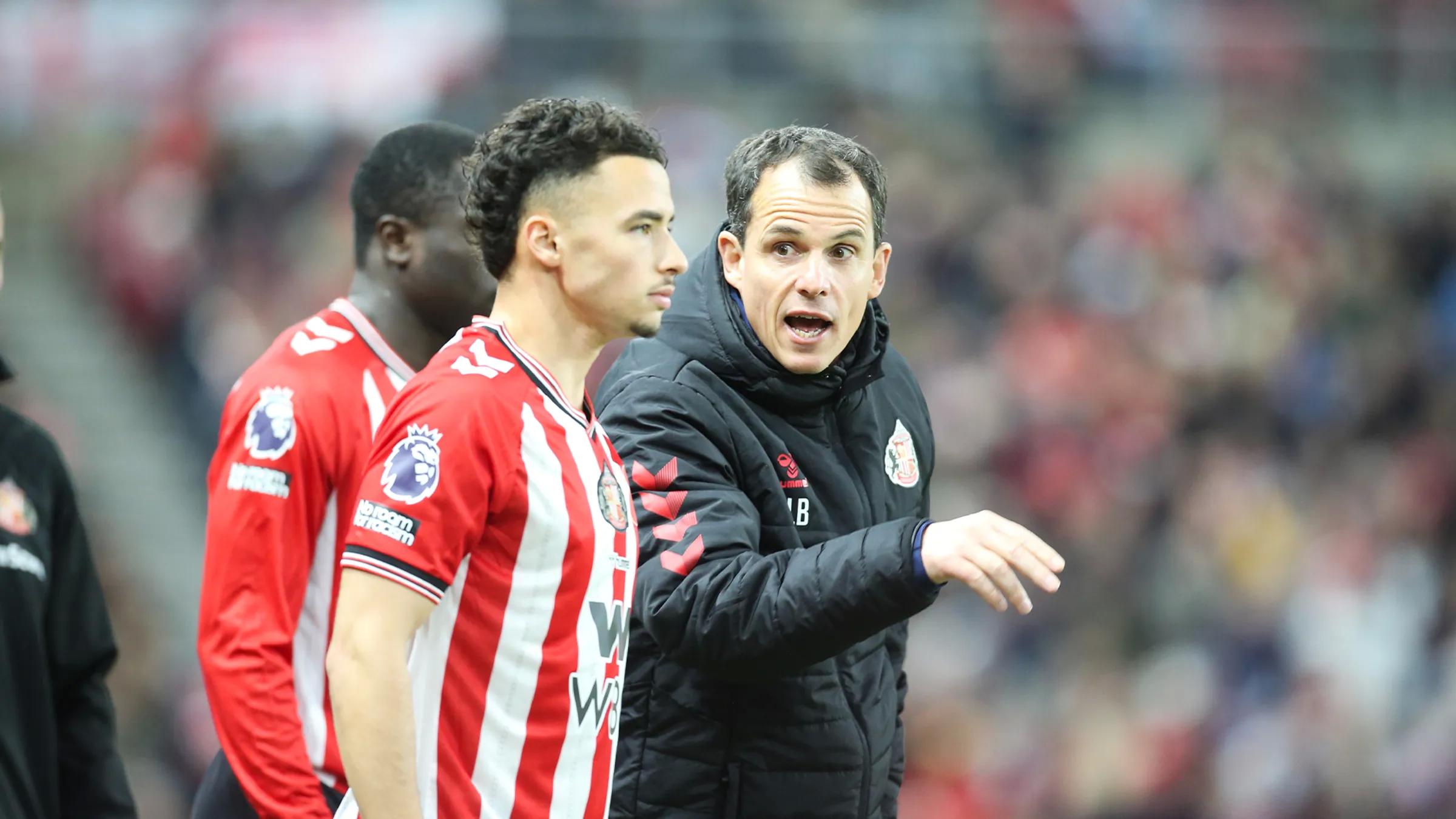 英超第11轮：桑德兰18分迎战阿森纳领头羊，能顶住8个角球吗？