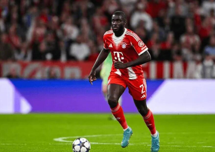 16连胜压阵也挡不住流言？拜仁在德甲被皇马和英超盯上乌帕梅卡诺