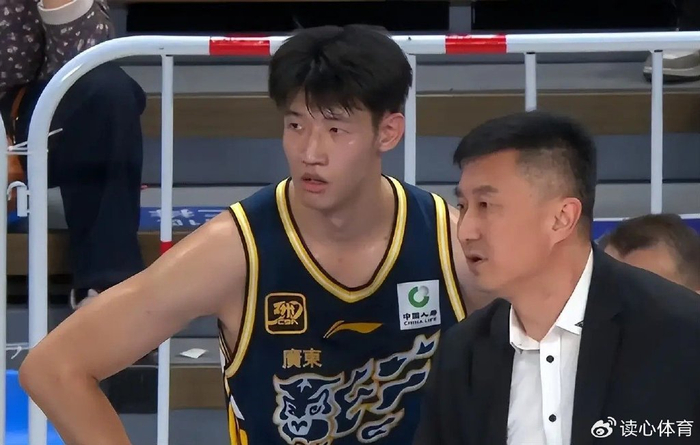 CBA新赛季名额只有8个，广东为了夺冠要把两位小将挤走？