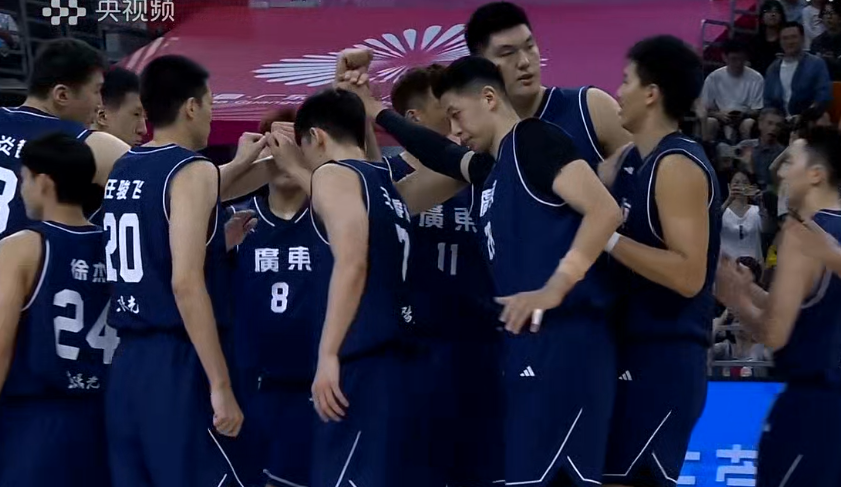 CBA小组赛93-65，广东3连胜，杜锋的轮换比NBA还狠
