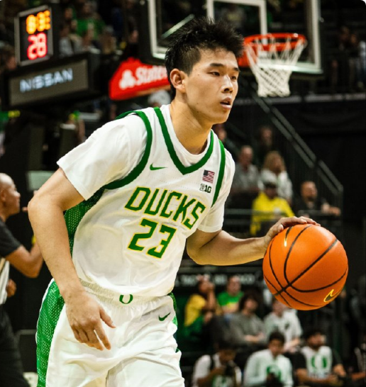 俄勒冈大学67-63险胜莱斯大学，林葳两战12投0中，ncaa适应成疑