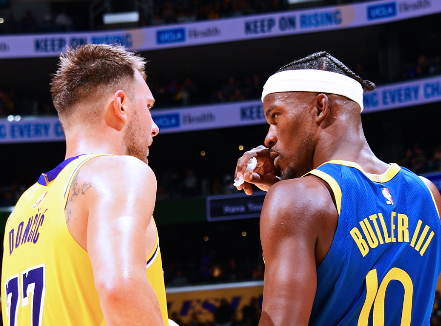 勇士1胜4负回落，NBA两周乱象：谁来挑大梁？