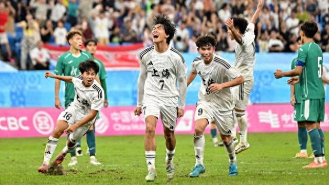3比2惊魂：上海U20胜新疆，三名中超球员救场晋级四强