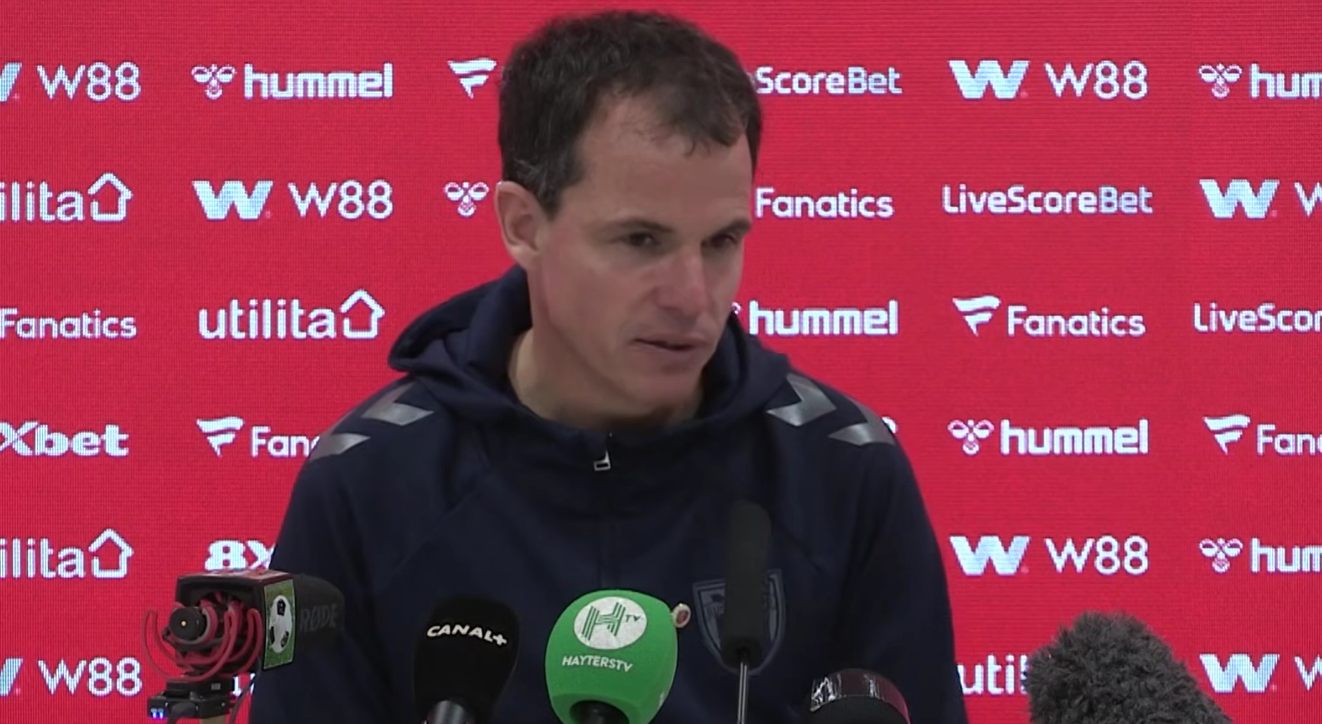 桑德兰2-2阿森纳：雷吉斯-勒布里斯英超最后10分钟魔术？