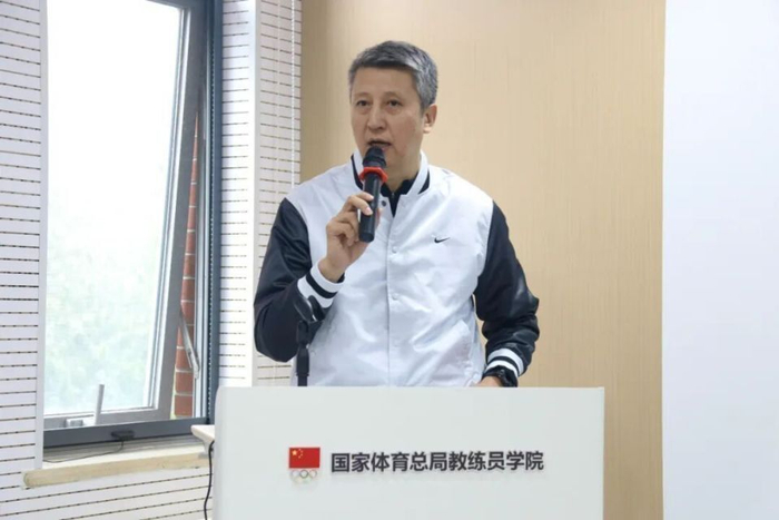 13天学外线与科技：郭士强赴老鹰队的NBA取经记，能给男篮带来几斤劲？