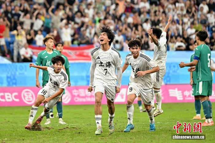 U20全运会3-2加时！上海险胜新疆，英超球迷会心疼这防线