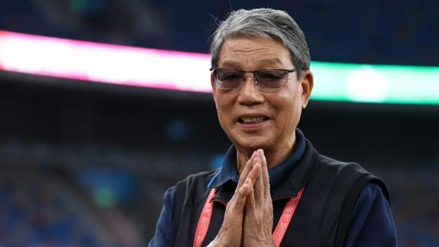 3-2绝杀！81岁徐根宝一招翻盘，像英超抢七也像NBA加时的戏码