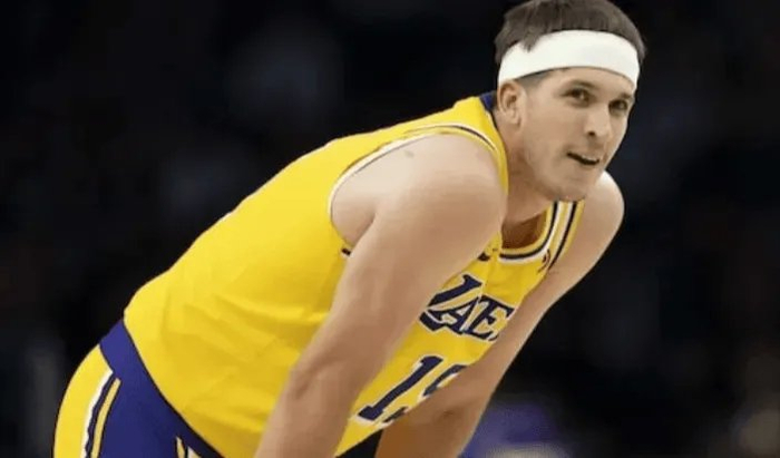 湖人102-122惨败露出3大痼疾，里弗斯不在，NBA还能信多少？