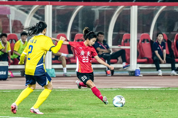 0:0闷战！广东队遭四川队逼平，像中超式防守大战