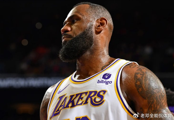 41岁倒计时？詹姆斯再撑2个赛季，NBA里4人能当他名人堂引荐人
