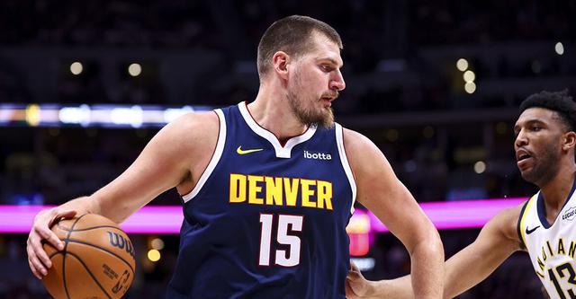 约基奇32+14+14三双轻松，掘金4连胜步行者像散步，NBA真有这待遇？