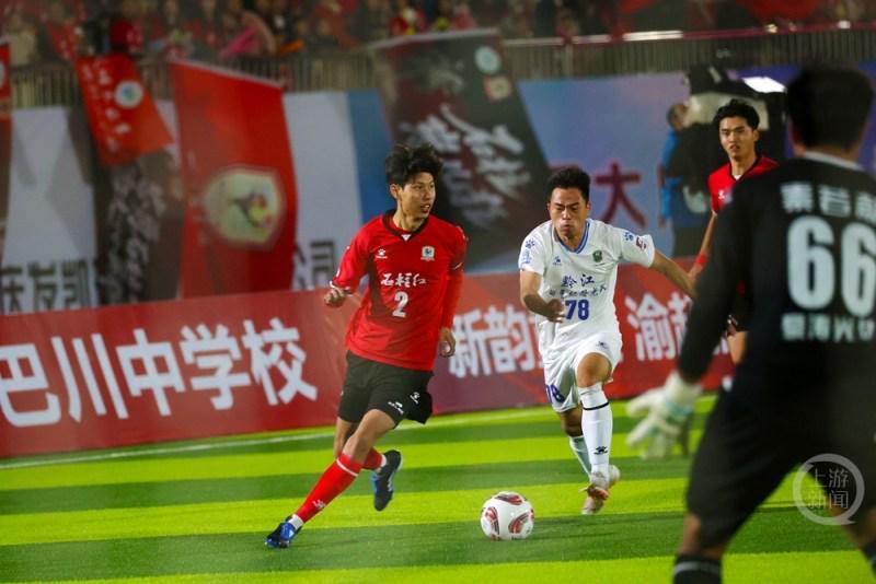 重庆城市足球超联赛：石柱红4-0碾压黔江，比英超还干脆