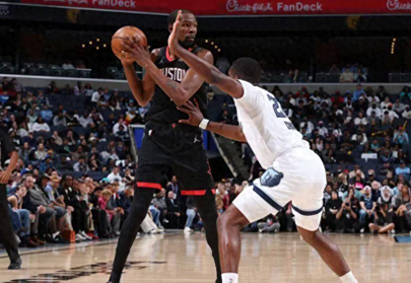 124-109火箭5连胜，NBA：乌度卡把年轻队伍打造成双子星动力