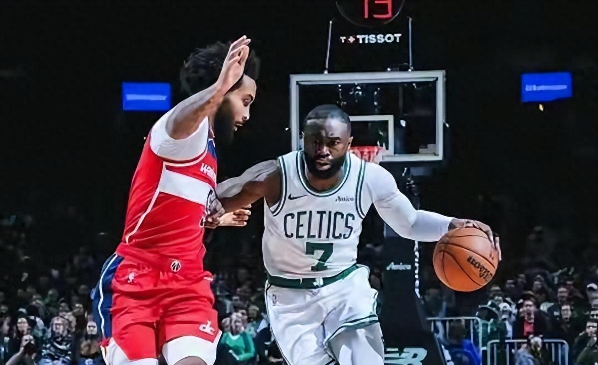 136-107狂胜29分：NBA凯尔特人布朗把奇才按在地上摩擦