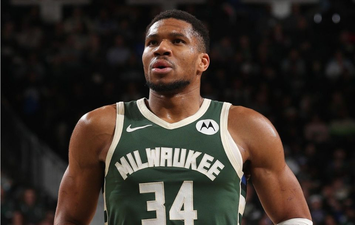 11月10日NBA常规赛：火箭阵容短缺，雄鹿伤病名单有多少是真实？