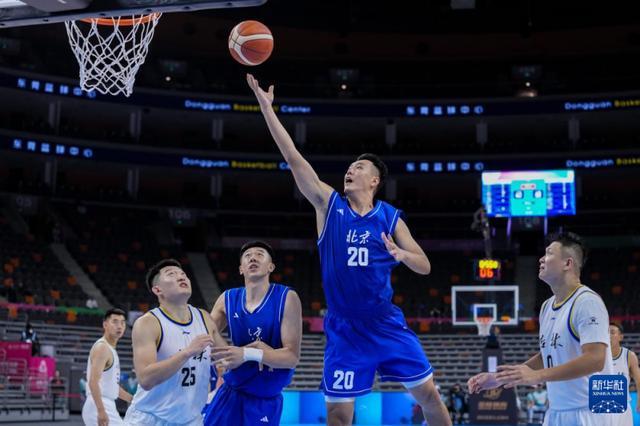 全运会八强：北京队第3遇上CBA劲旅四川队，周琦能否封堵方硕？