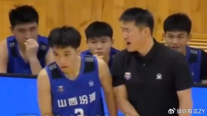 78-76！U17篮球联赛季军战广东宏远绝杀，山西汾酒教练扇耳光成爆点