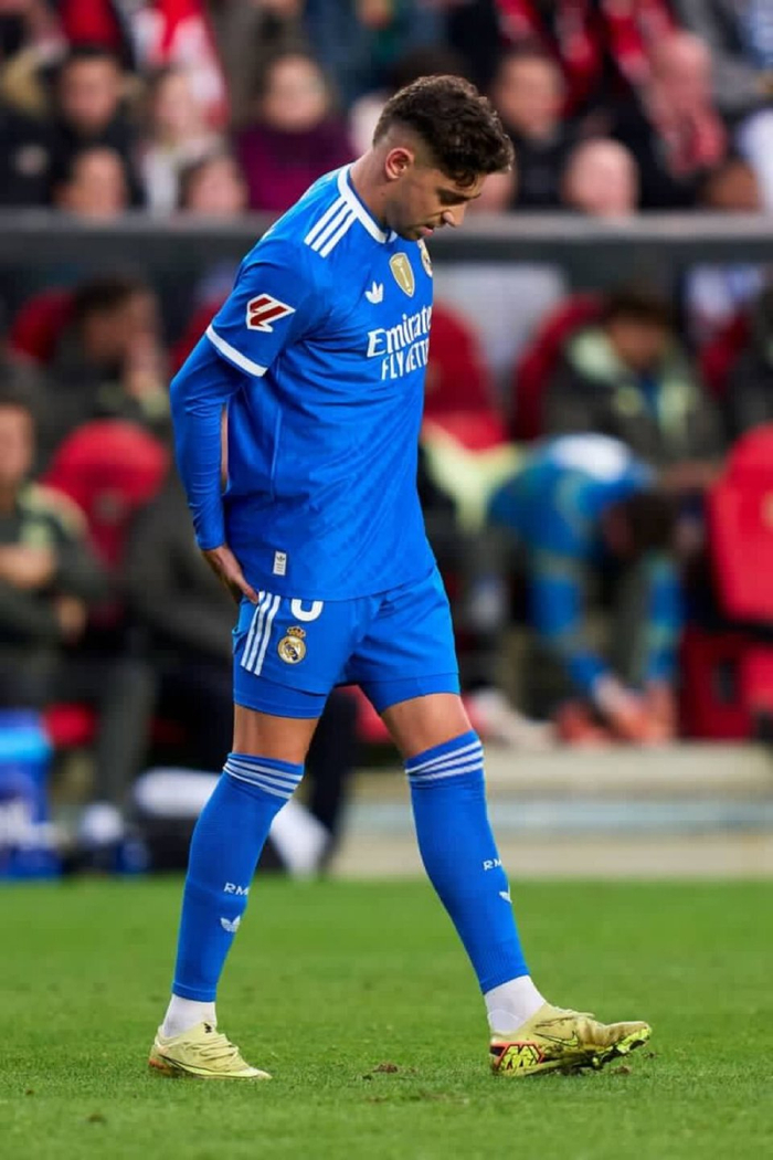 皇马0-0西甲敲响警钟，83分钟巴尔韦德下场，是累还是伤？