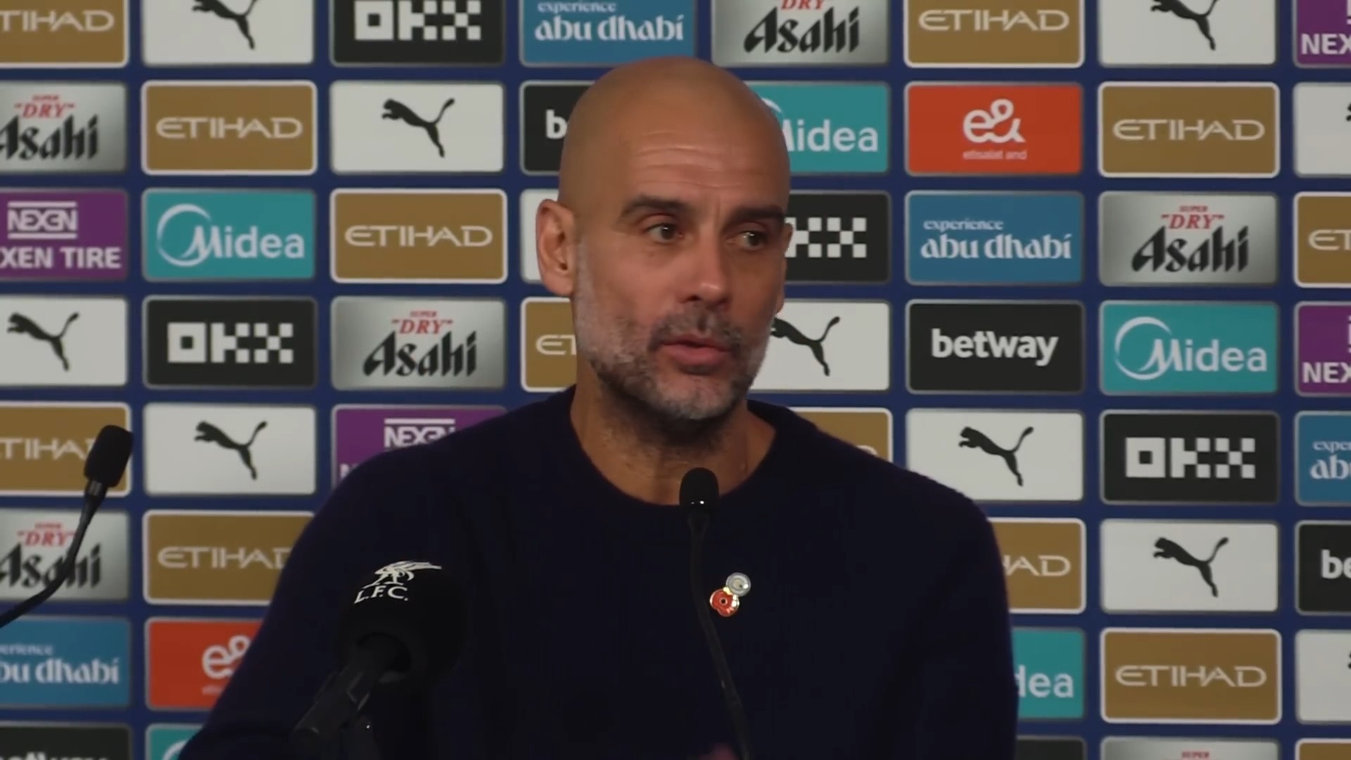 英超第11轮3-0！曼城把利物浦按地板式教学，瓜迪奥拉像喝了剑南春