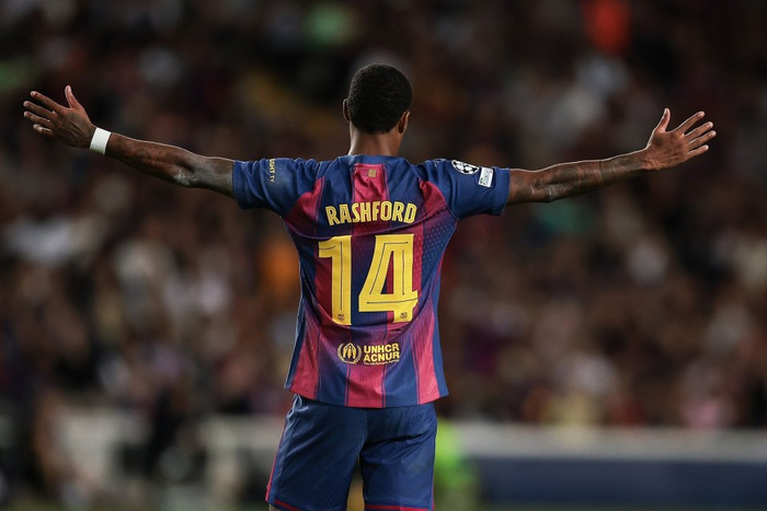 4-2写成真？马库斯·拉什福德6助攻上热搜，西甲把英超球星塞进巴塞罗那？