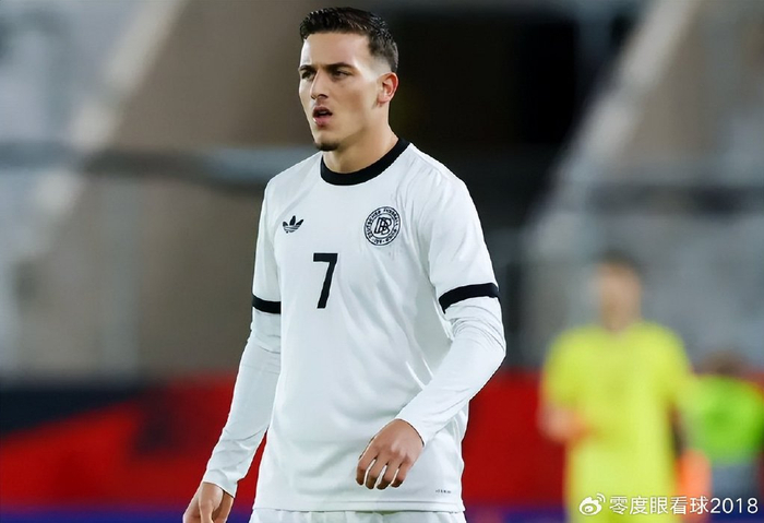 19岁科隆小将4球抢眼，曼城拜仁争抢新萨内！德甲星途谁更闪？