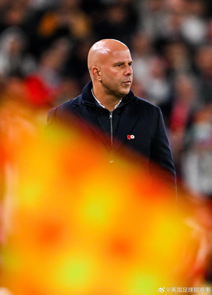 英超第11轮：曼城3-0痛击利物浦，利物浦输足5场还要脸吗？