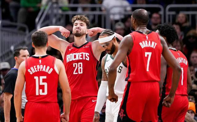 31分杜兰特背锅？火箭逆转雄鹿登西部5，NBA热度是真香还是假象
