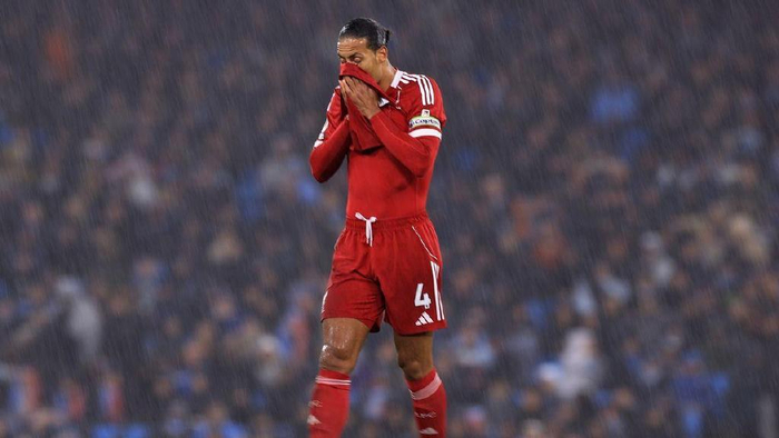 英超4球血洗：曼城在伊蒂哈德把利物浦哄着走？