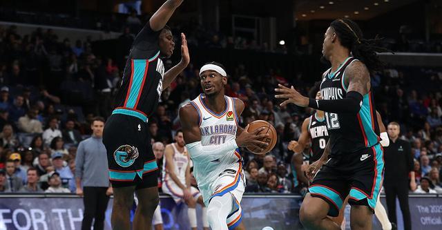 114-100逆转！雷霆客场翻盘孟菲斯，亚历山大大帝35分，NBA又刷存在感