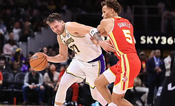 洛杉矶湖人队7胜3负明日客战黄蜂队，NBA赢面63%靠谱吗？