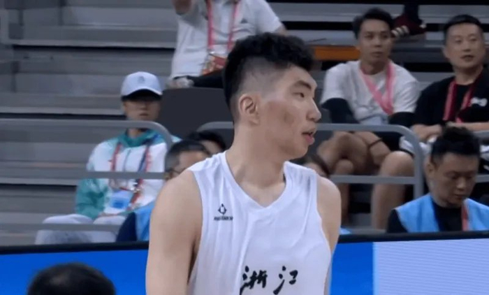 58-52像练球？浙江队艰胜上海，CBA比NBA还要憋屈