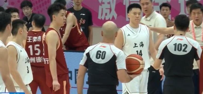 周琦33分胡金秋合砍57分，原帅三分7中？CBA半决赛四强乱战