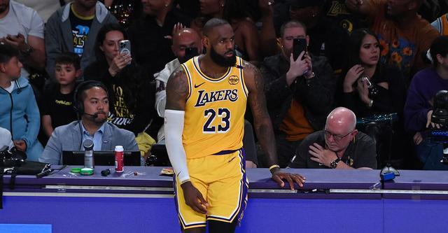 11月11日：勒布朗在南湾训练，nba洛杉矶湖人还能等几天？