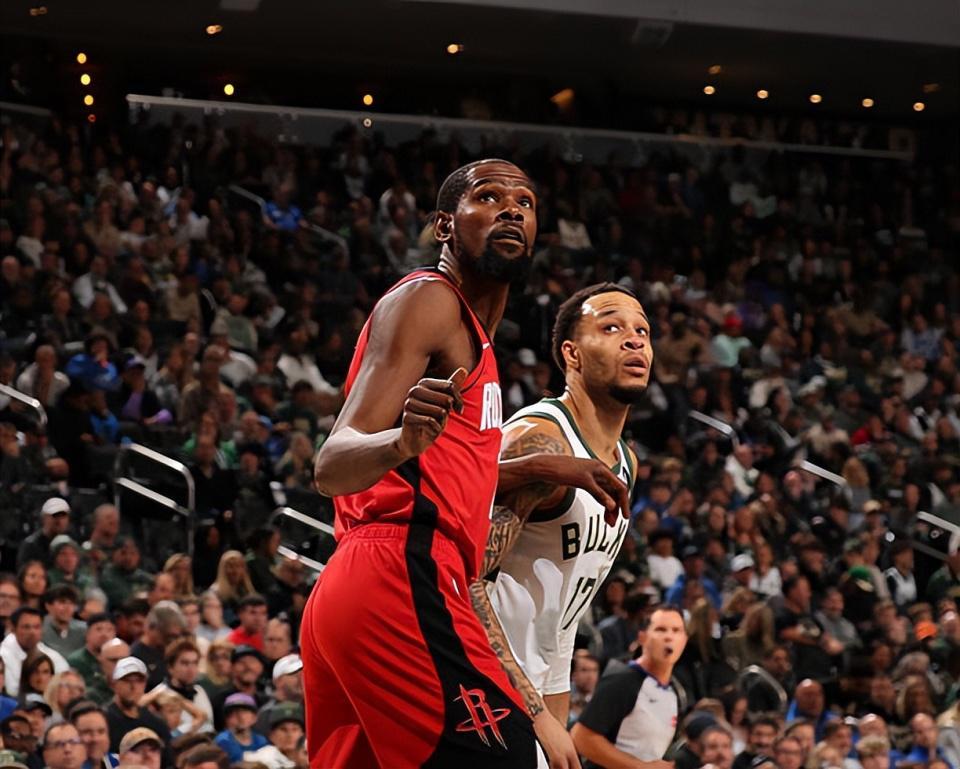 火箭122-115雄鹿，凯文杜兰特高赞里德，东部老大梦碎？