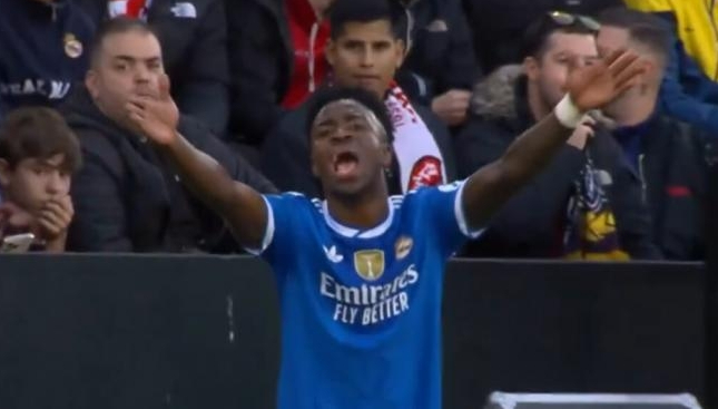 西甲12轮0-0，皇马内讧爆表：哈维·阿隆索权威去哪了？