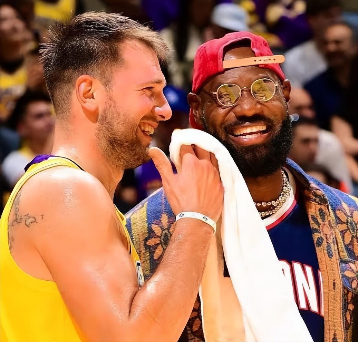 11月11日NBA：湖人客场险胜黄蜂，东契奇38分还要脸？